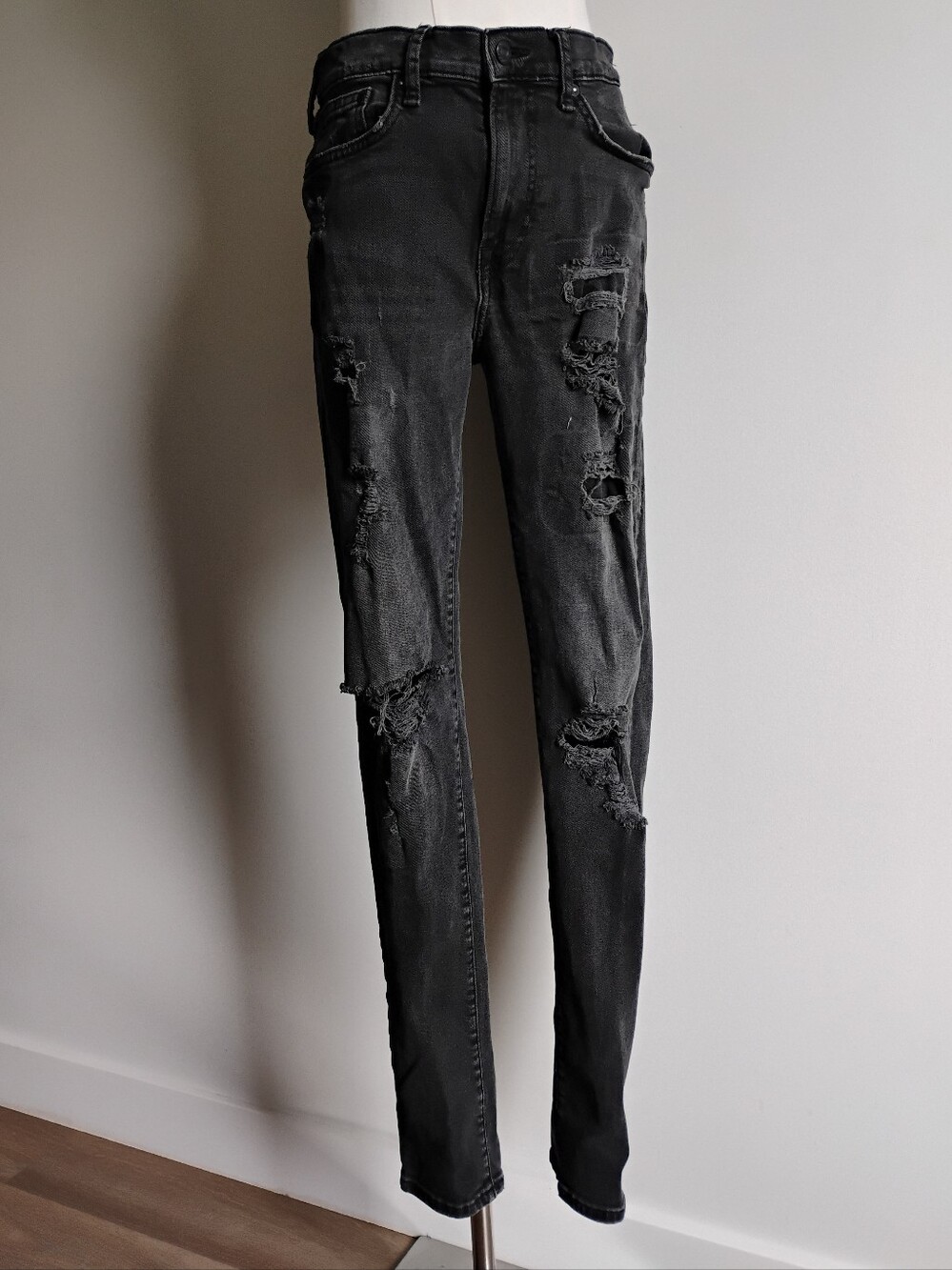 Black Skinny Coupe Moulants Jeans For Women Size 4